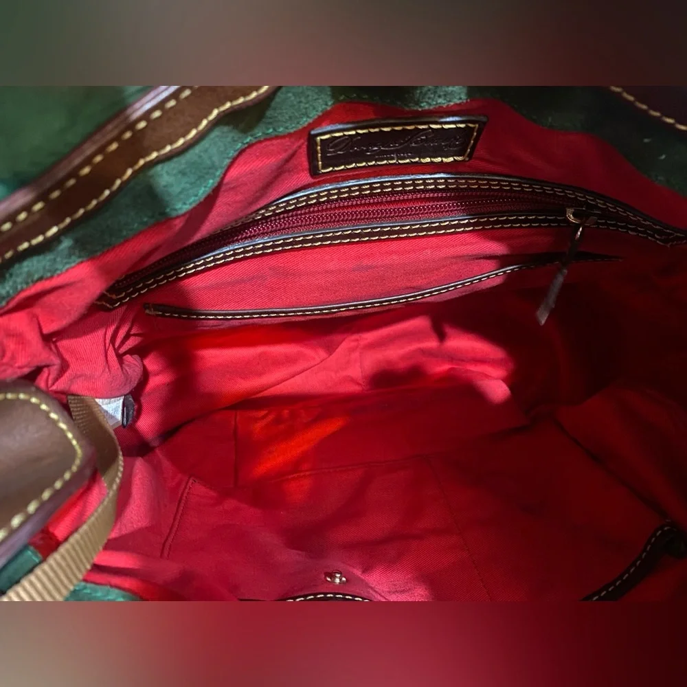 EUC DOONEY & BOURKE COOPER Chestnut Premium Florentine Leather Hobo (EXCELLENT) - Picture 10 of 13